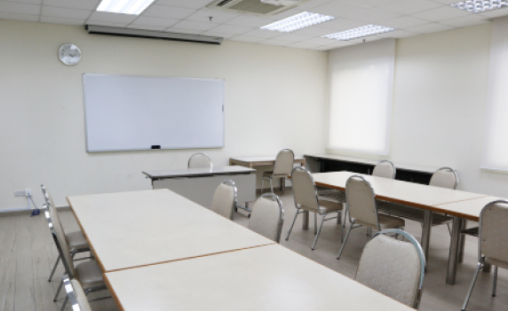 img_classroom.png (273 KB)