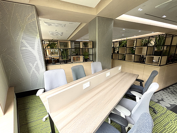 n600multipurpose_space_3.jpg (326 KB)