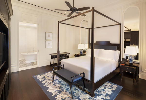 Courtyard_Suite_-_Bedroom.jpg (195 KB)