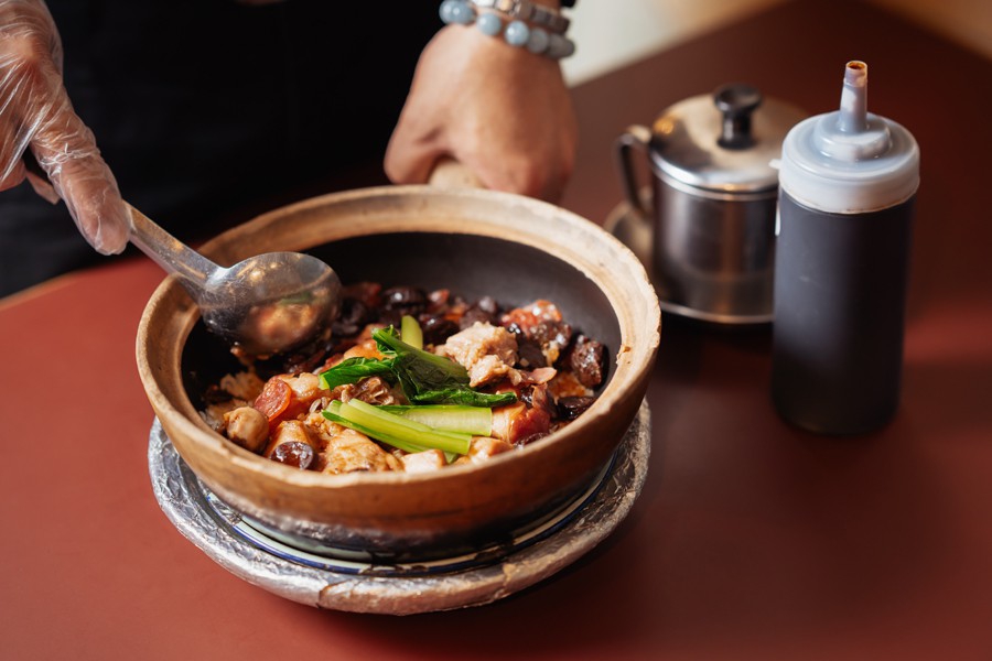 Geylang Claypot Rice