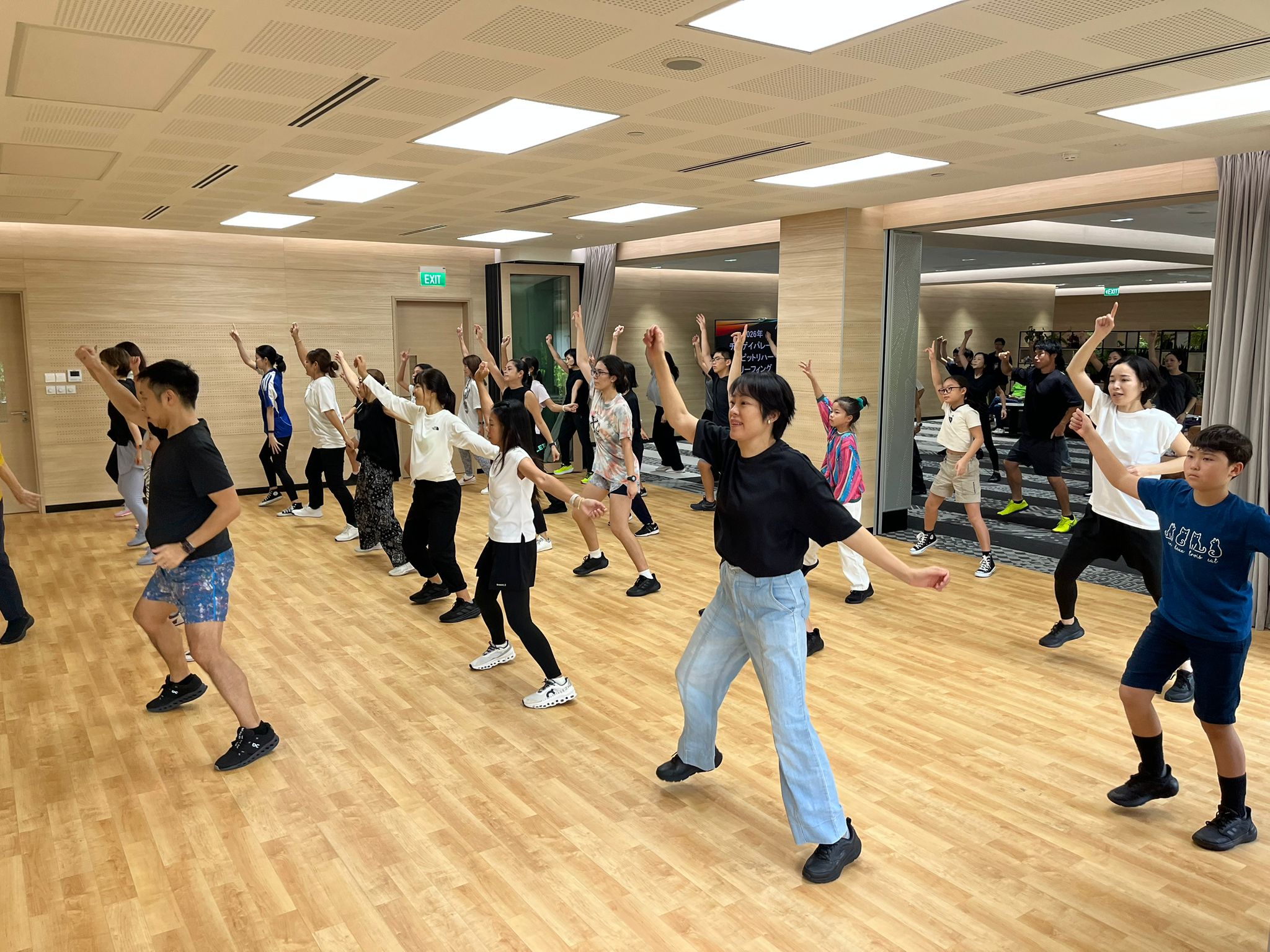 スタジオ3での練習.jpeg (500 KB)