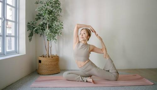 からだを整えるやさしいヨガ