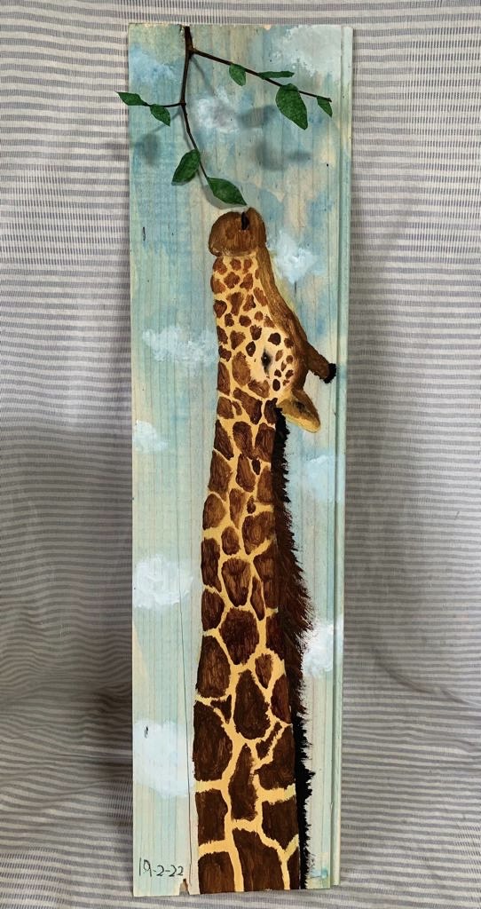 MAR2026_OYAKO_Giraffe.jpeg (151 KB)