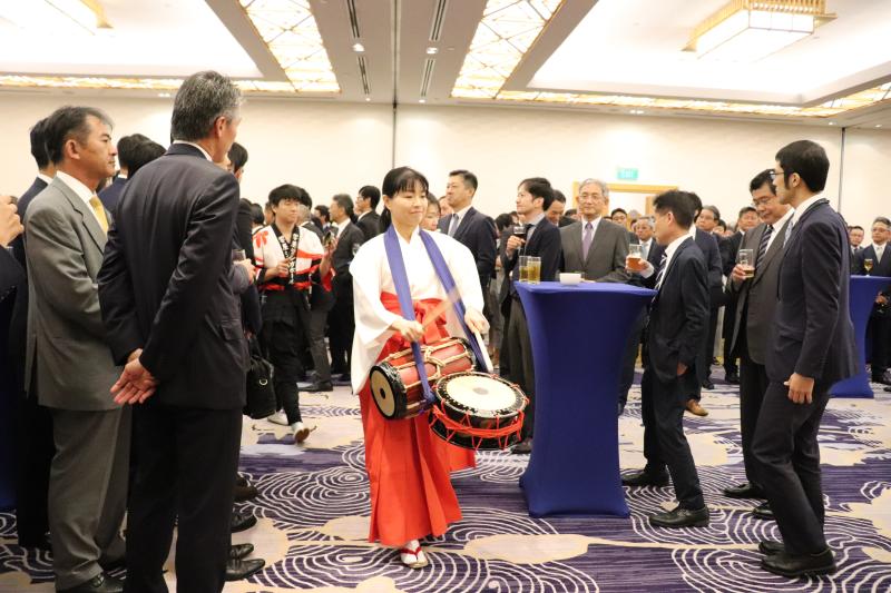 103284582860ba46994788f0.58683065