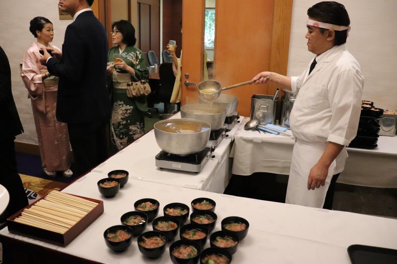 146330875660ba46d4f03e29.91760807