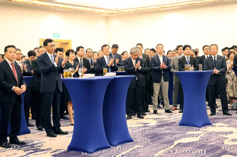 209218460c75d252657e7.32952687