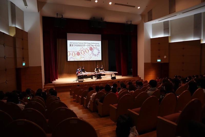 11002748216319f7d9ad1619.10590212