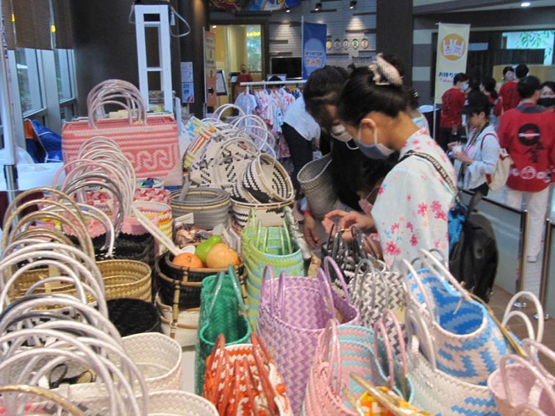 8365360406319f8be52baa7.30611537