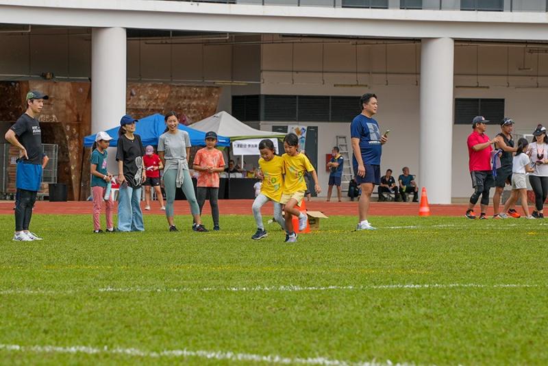 1403036651637cacd34751f3.32165791