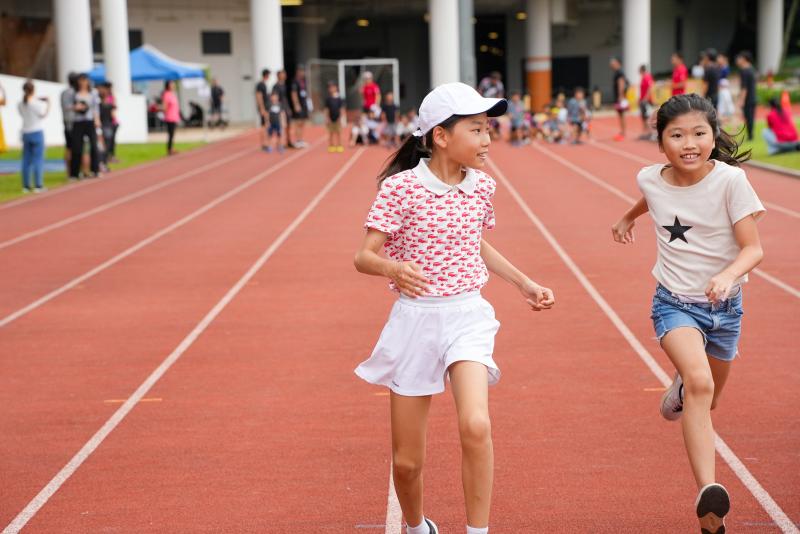 1426848569637cae52583de5.81825523