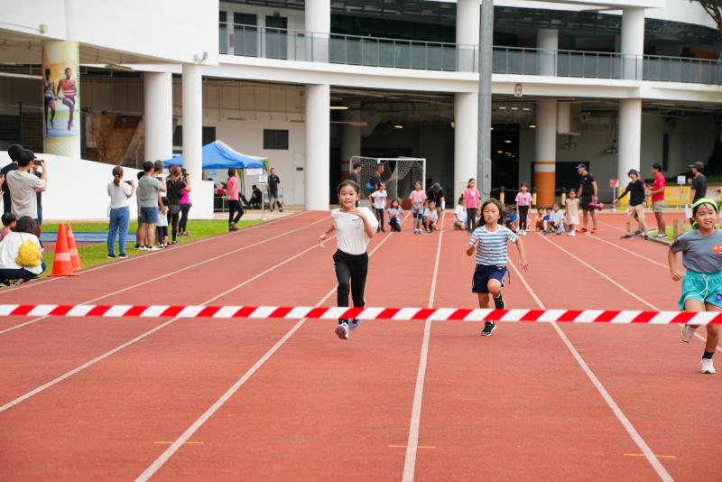 104533901637cae645c7720.13264285