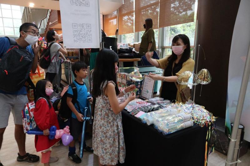 158825351263f5d2f879f885.94169561