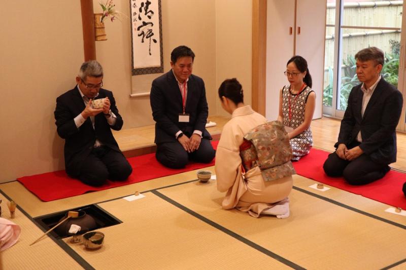 155320840763f5d2fc1e2013.06466135