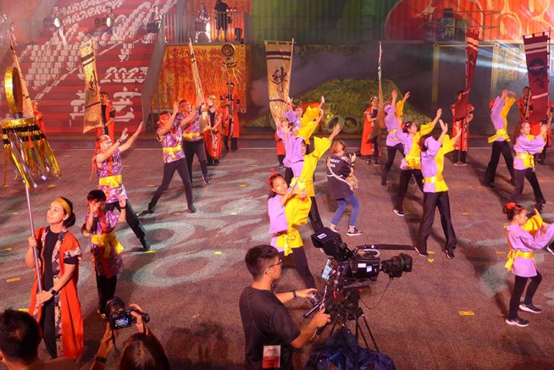 200753818363fe32f81f0649.54942811