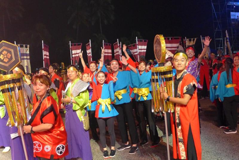 2516158563fe3322e72977.30438877