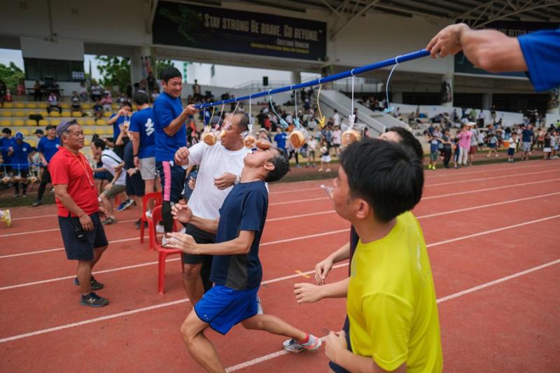 148429789764df1481b4b221.67051145