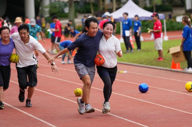 58457482964df1496d7d968.88389478