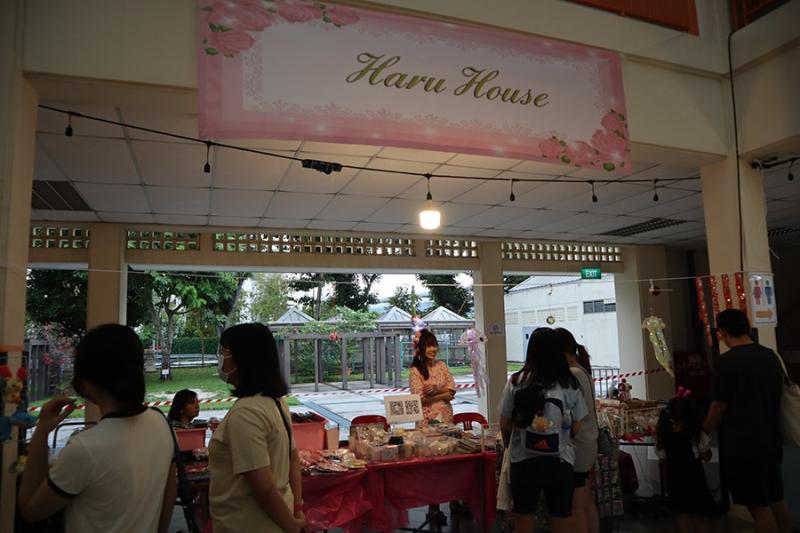 1187864914650a5acd555111.80323007