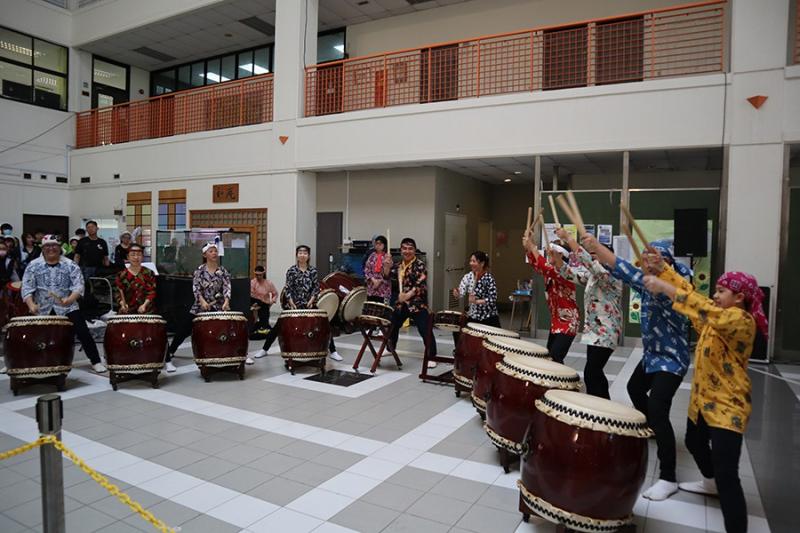 193838918650a5ade4f6645.37387686