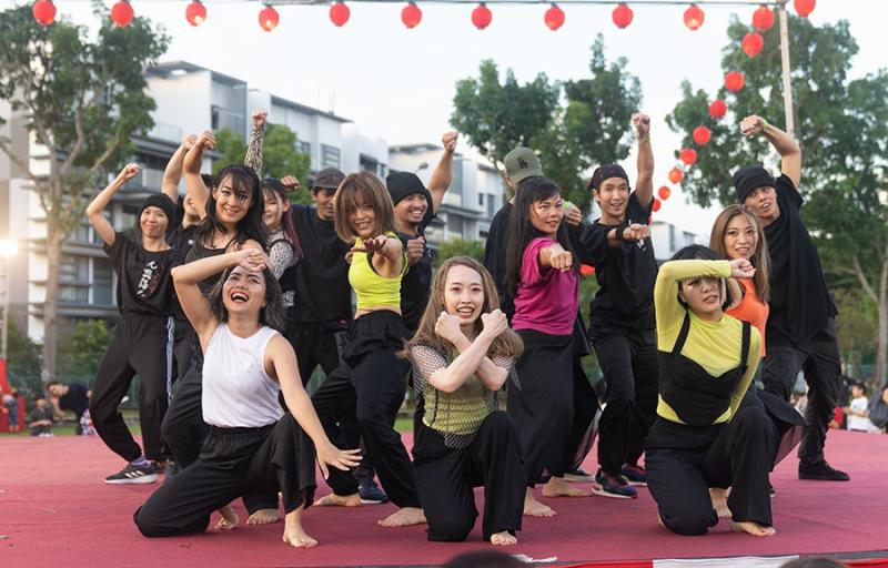 1910054913650a5c65384781.25372640