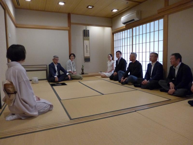 1094750793657ff28d882d52.96230174