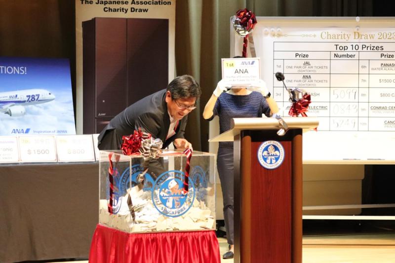 746695085657ff2ad1cedc2.70242755