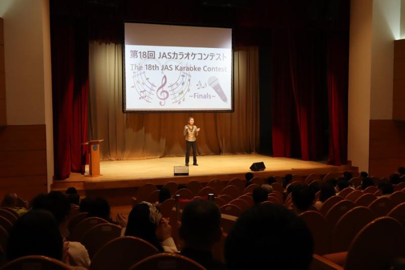 763286045657ff4e711a5d6.25244917