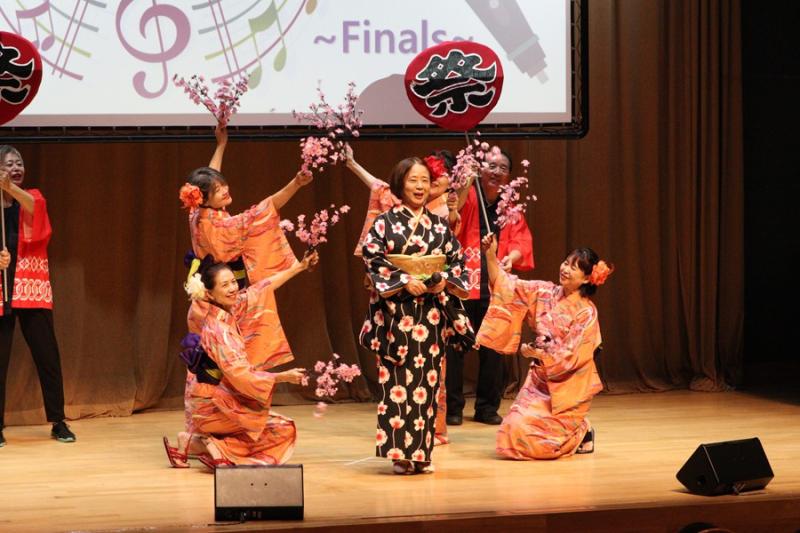 1294931656657ff4f10b5a40.94491699