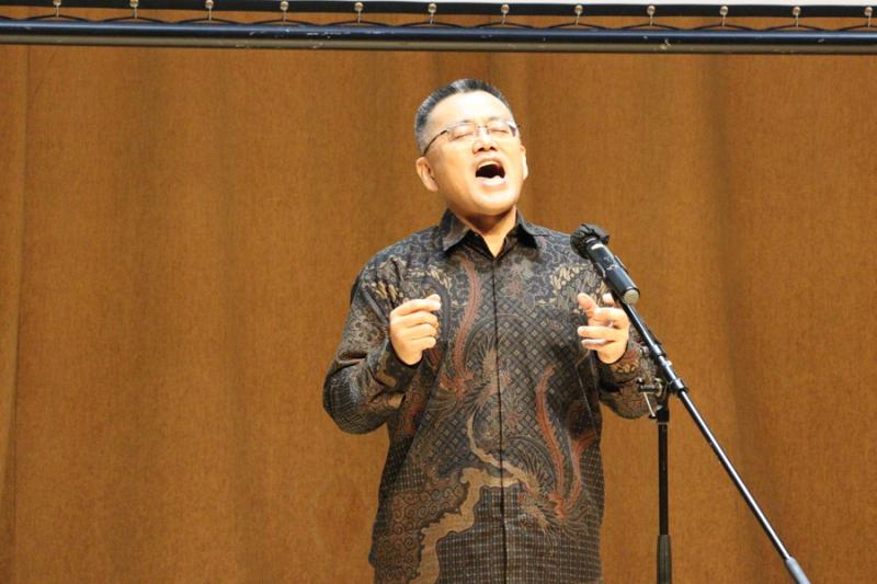 35258119657ff4ff4ef775.70193813