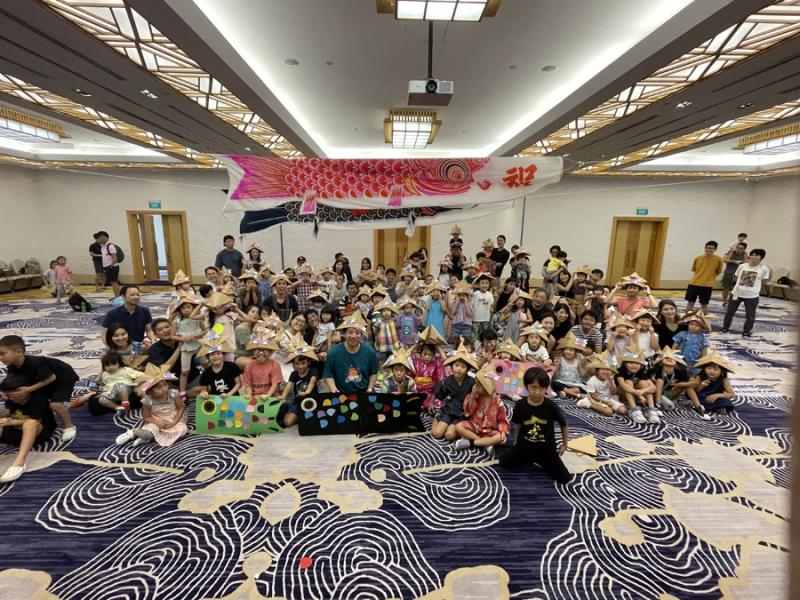 6094575476639d9859d6121.15611365