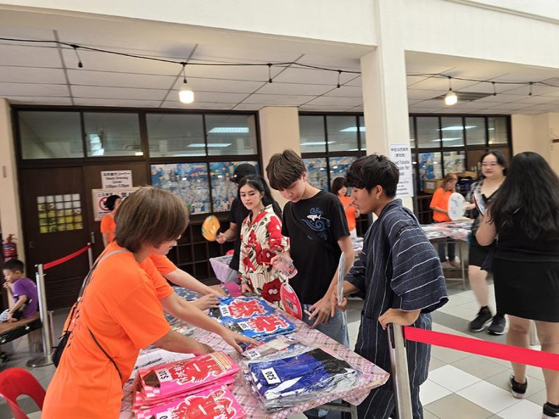 76124285568cbc46f5d9832.25656474