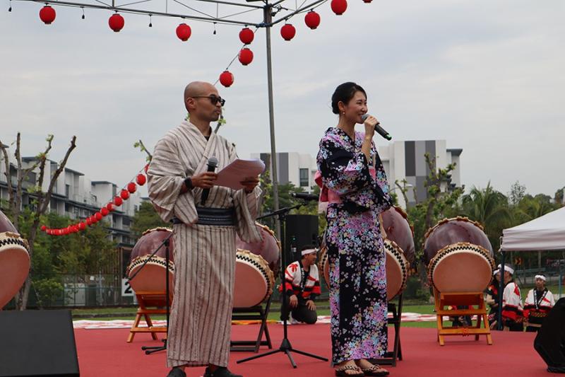 82270757868ccd180db2b69.43360098