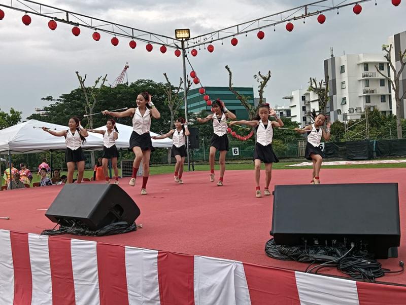 136258190868ccd191b81898.78216128