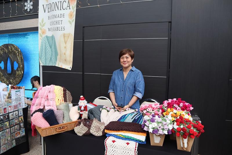 469919998692179932bf4c2.06773473