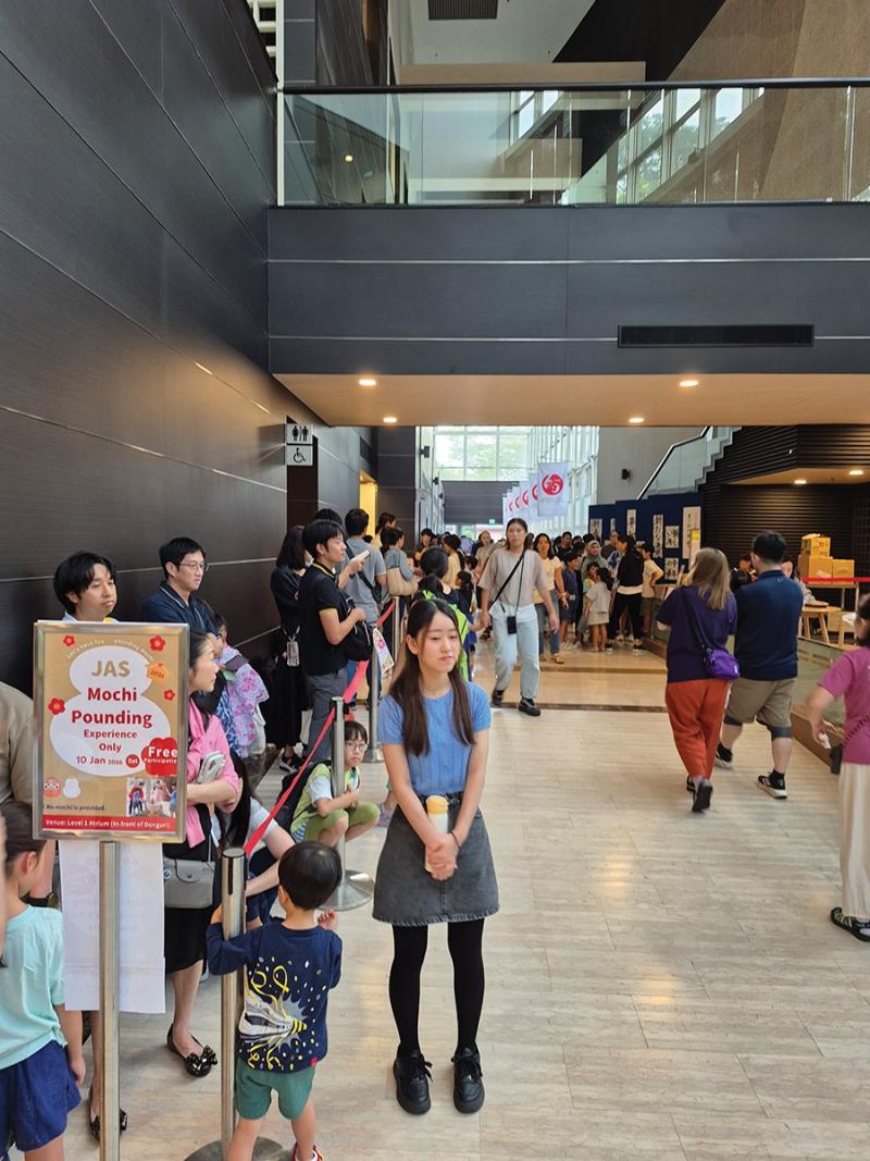 88783298969675832e39548.03376387