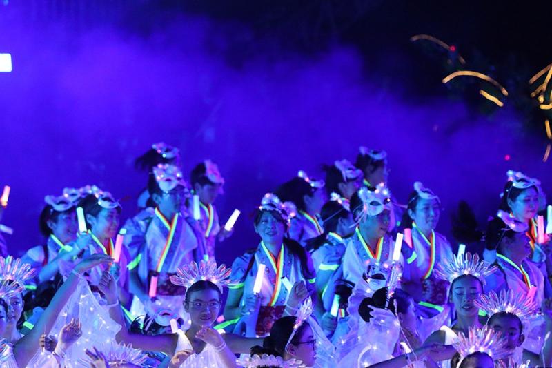 999625833698d386a613d48.80392947