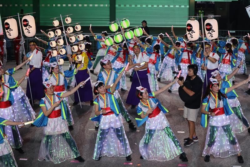 205536245369a7d7e06cfd57.43977162