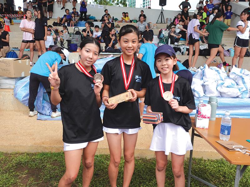 20260908114440_hWQ_5中距離走(800m)小学5-6年女子 3.jpg