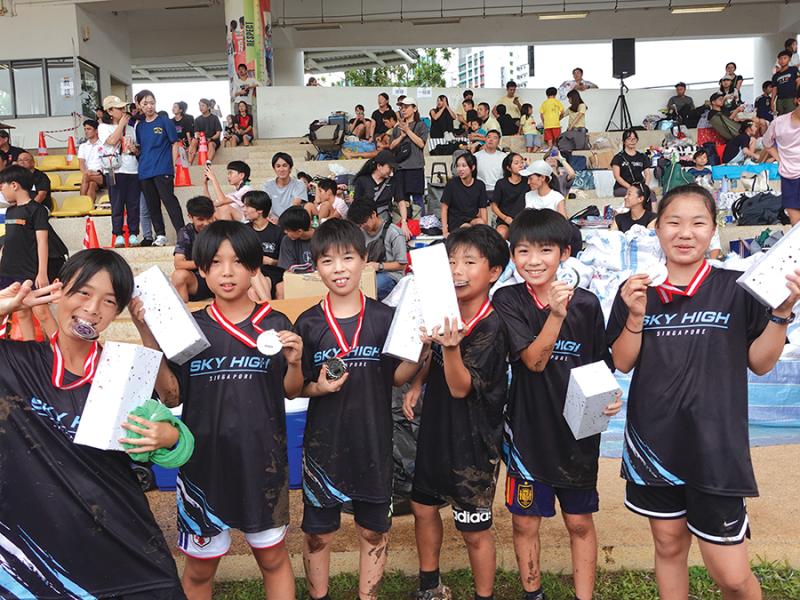20260908114447_iSL_6人7脚決勝小学5-6年 2位 SKY HIGH 4.jpg