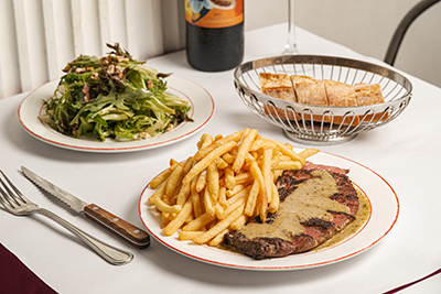 LEntrecote-DuxtonHill-Q2-TrimmedEntrecoteSteak_(12).jpg