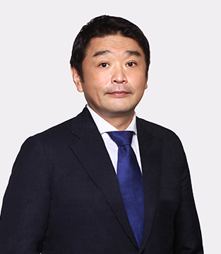 300-Mr_Takanobu.jpg (65 KB)